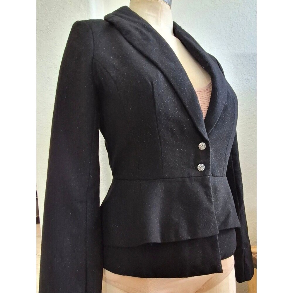 Willow & Clay Vtg.36% Wool blend, Peplum Two Blazer With Metallic Threading SZ S